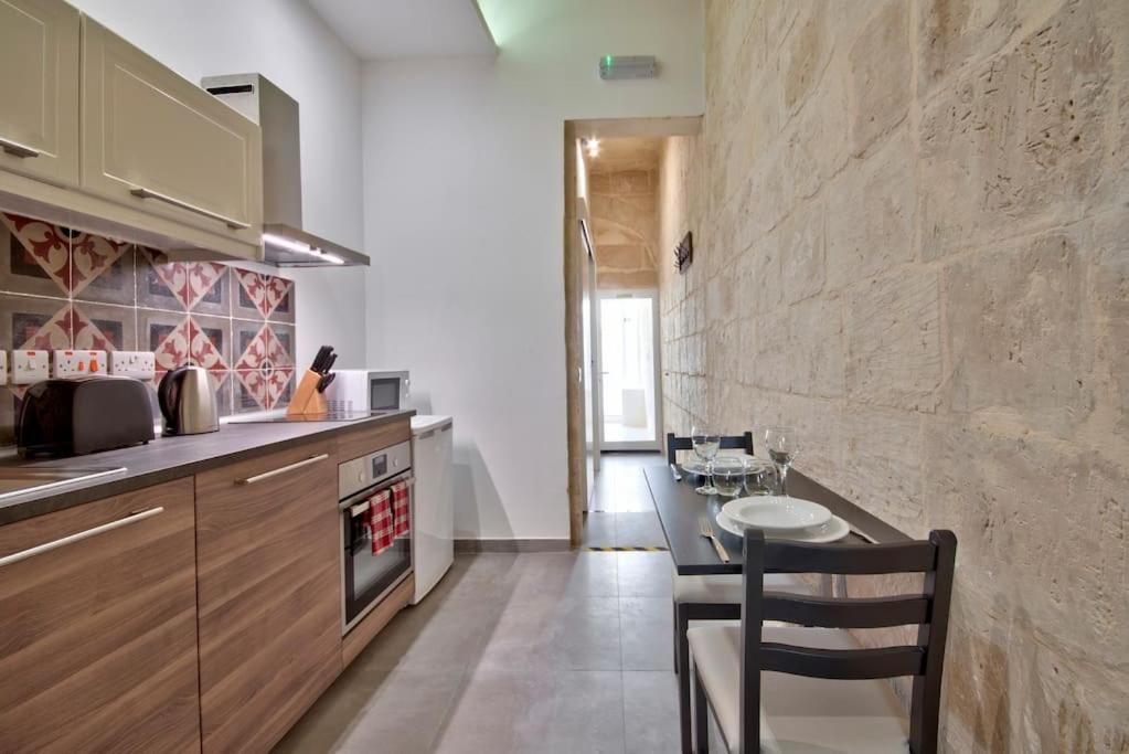 Vallettastay Old Lodge Apartment 4 Екстериор снимка