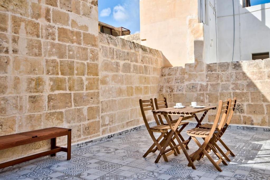 Vallettastay Old Lodge Apartment 4 Екстериор снимка